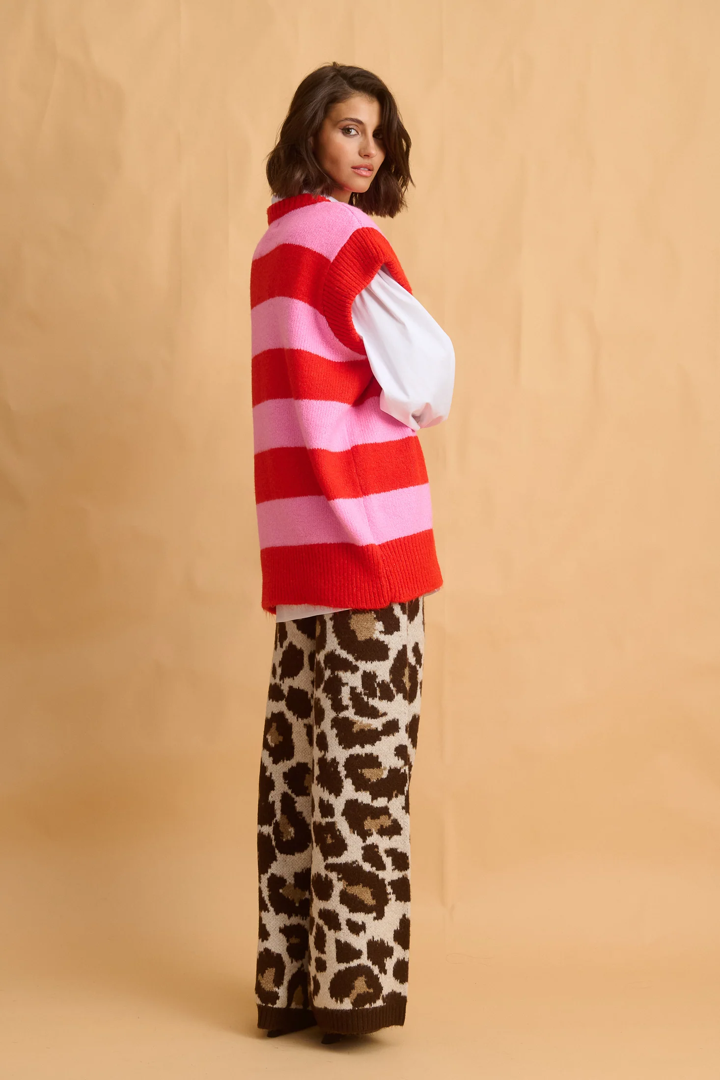 Amelia Knitted Vest - Image 4