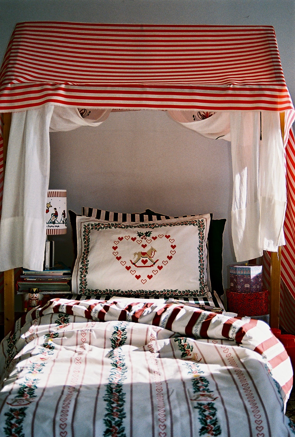 Kid Pillow Case (Christmas)