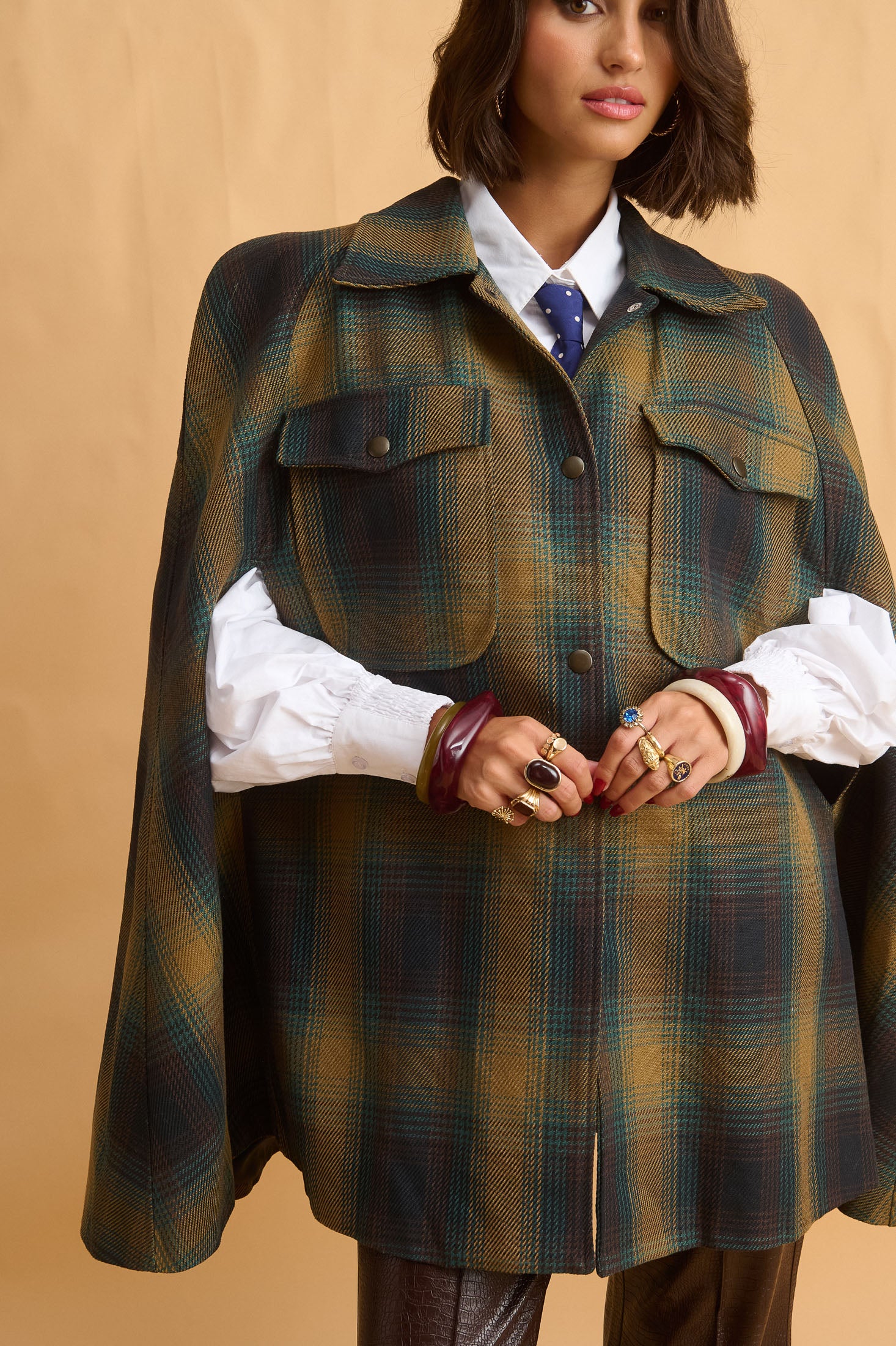 Lizzie Cape - Image 5