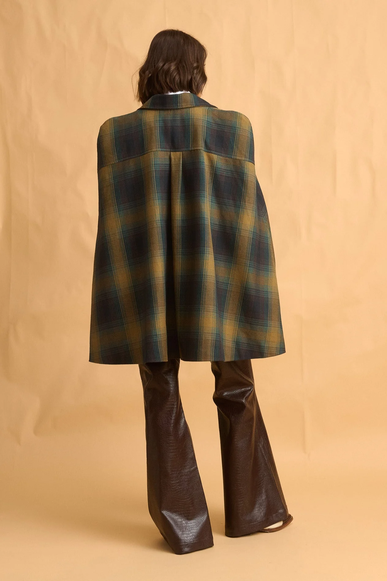 Lizzie Cape - Image 7